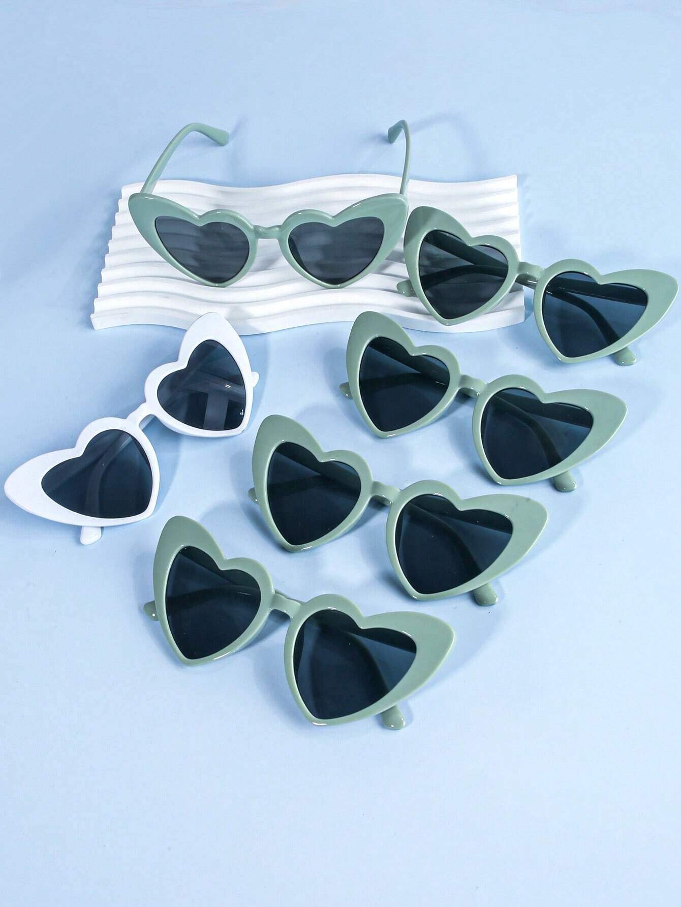 6pc Heart Shaped Glasses For Wedding Team - Green