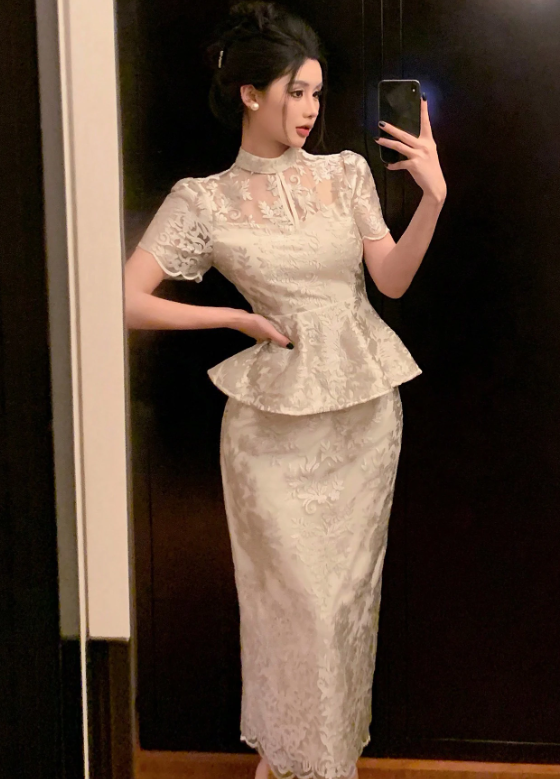 2pcs Lace Puff Sleeve Blouse And Skirt Set