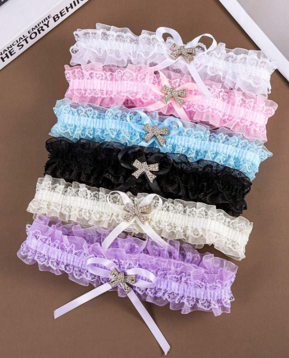 Adjustable Lace Trim High-End Bridal Garter Purple