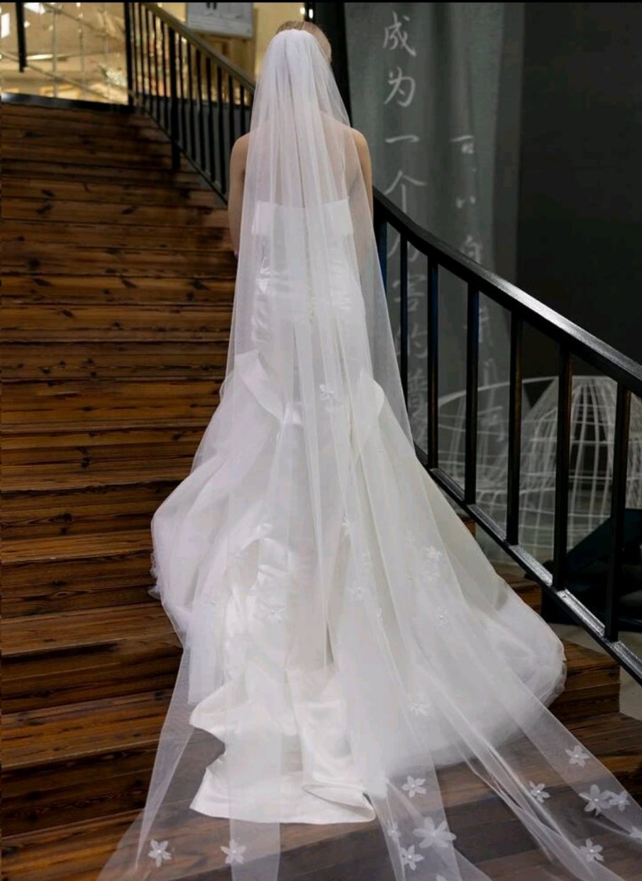 Flower Decor Bridal Veil