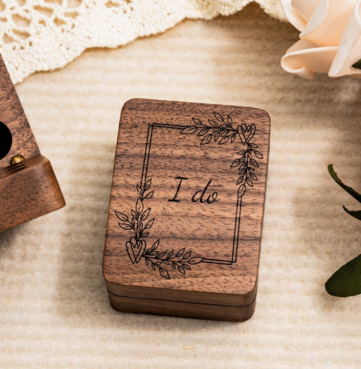Mr & Mrs 3 Slot Ring Box