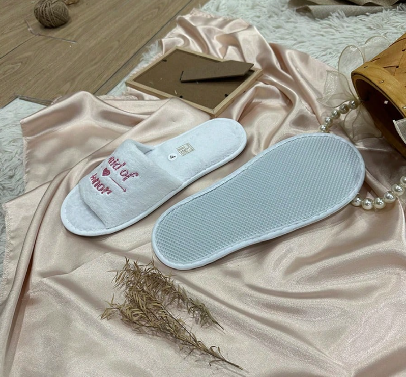 Maid of Honor Disposable Slippers