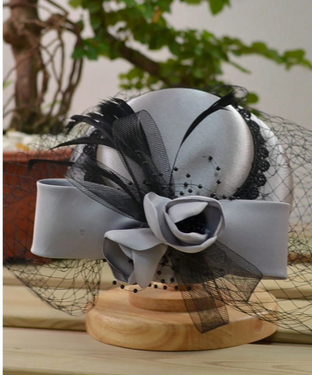 Vintage British-Style Fascinator
