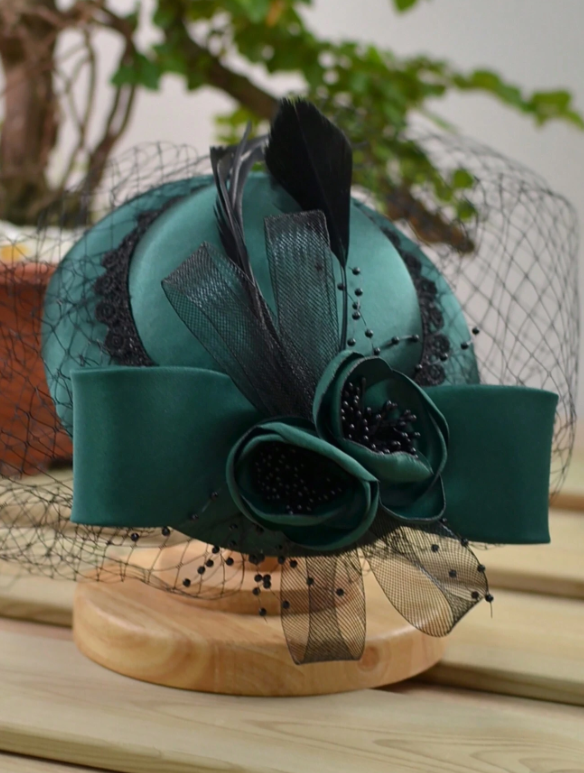 Vintage British-Style Fascinator