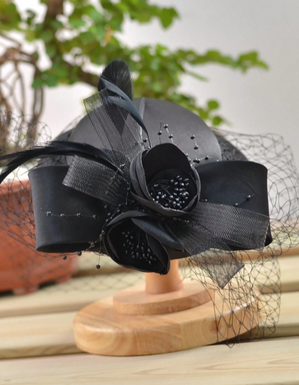 Vintage British-Style Fascinator