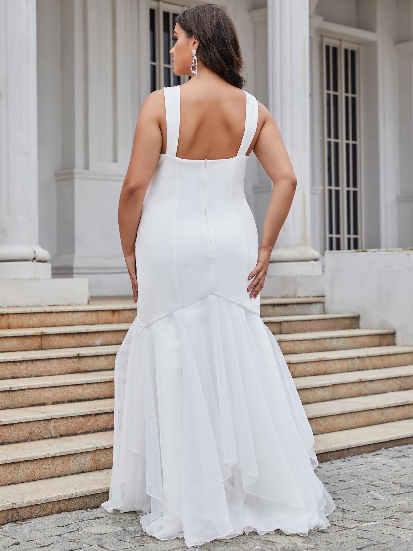 Plus Size Mesh Overlay Mermaid Wedding Dress