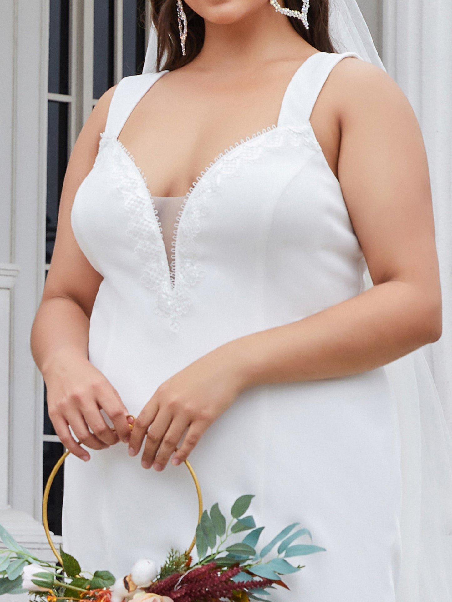 Plus Size Mesh Overlay Mermaid Wedding Dress