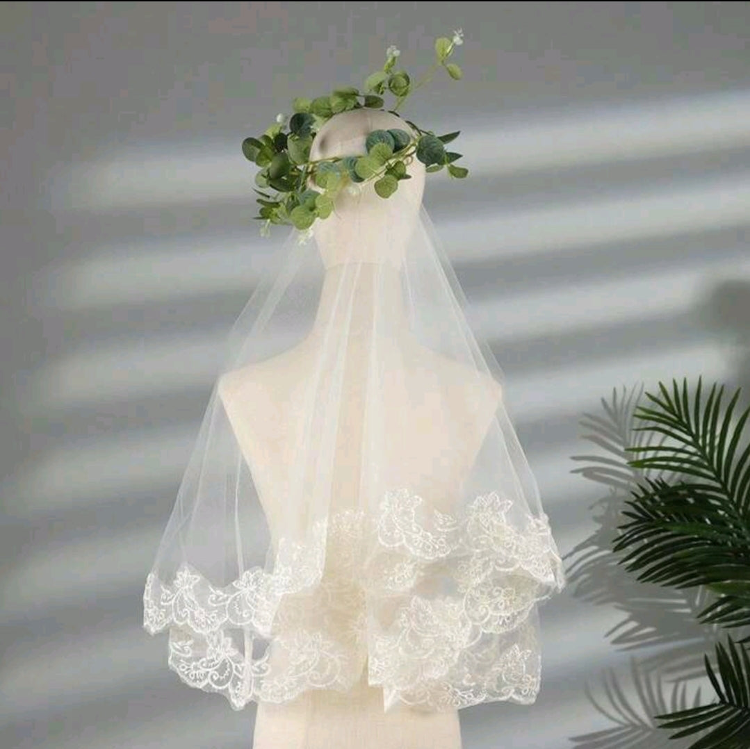 Tulle Simple Bachelorette Party Lace Edge Wedding Veil