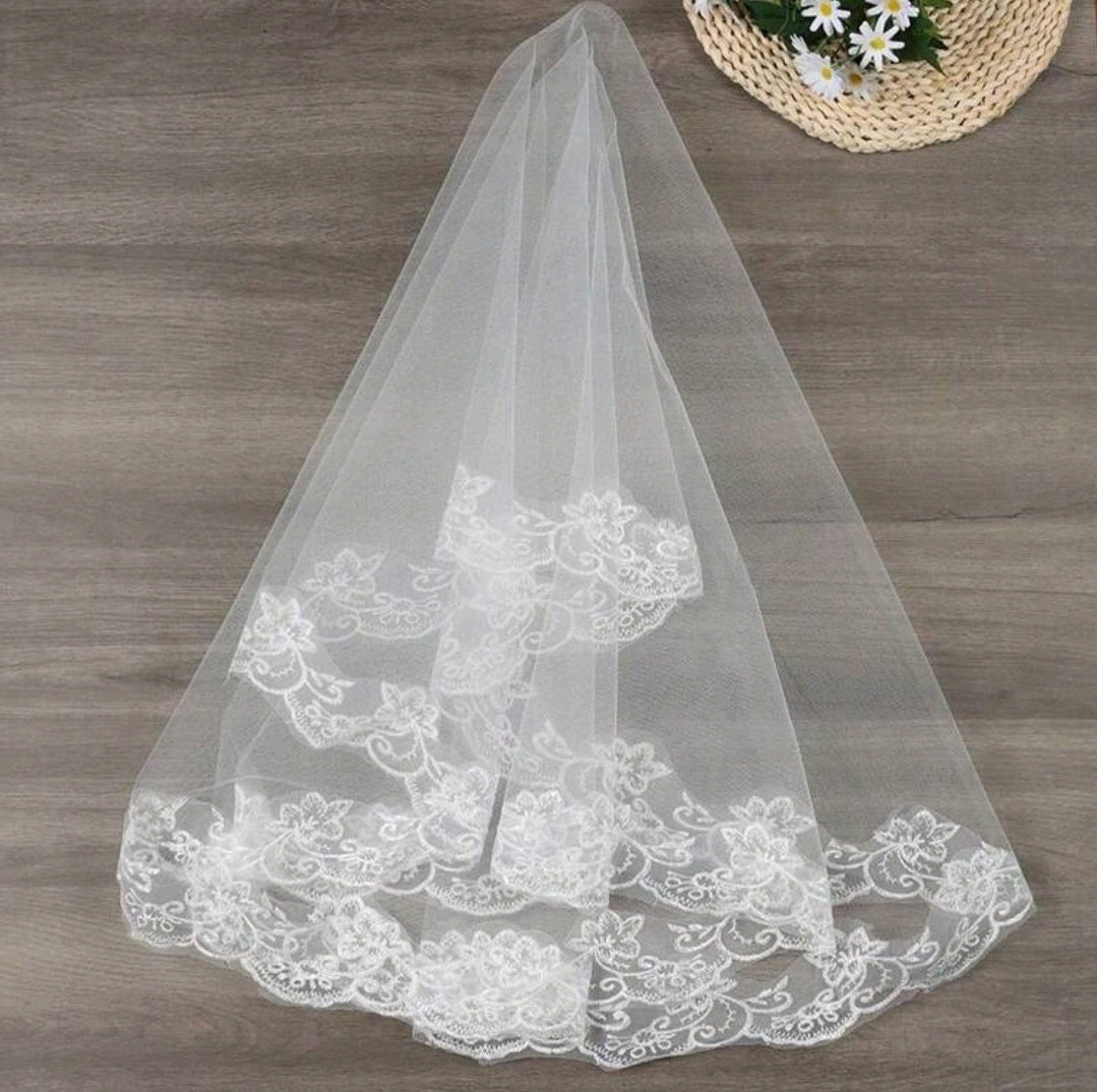 Tulle Simple Bachelorette Party Lace Edge Wedding Veil