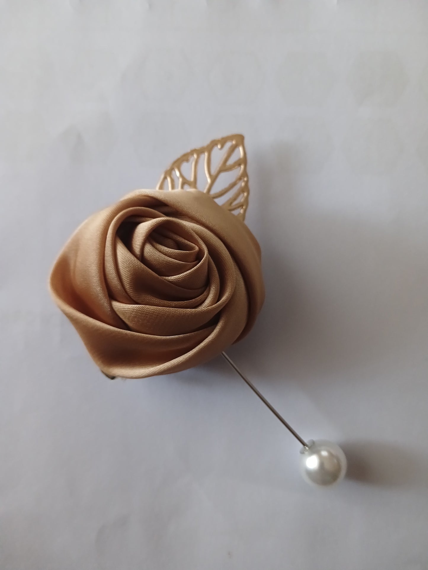 Champagne Rose Single Needle Boutonniere
