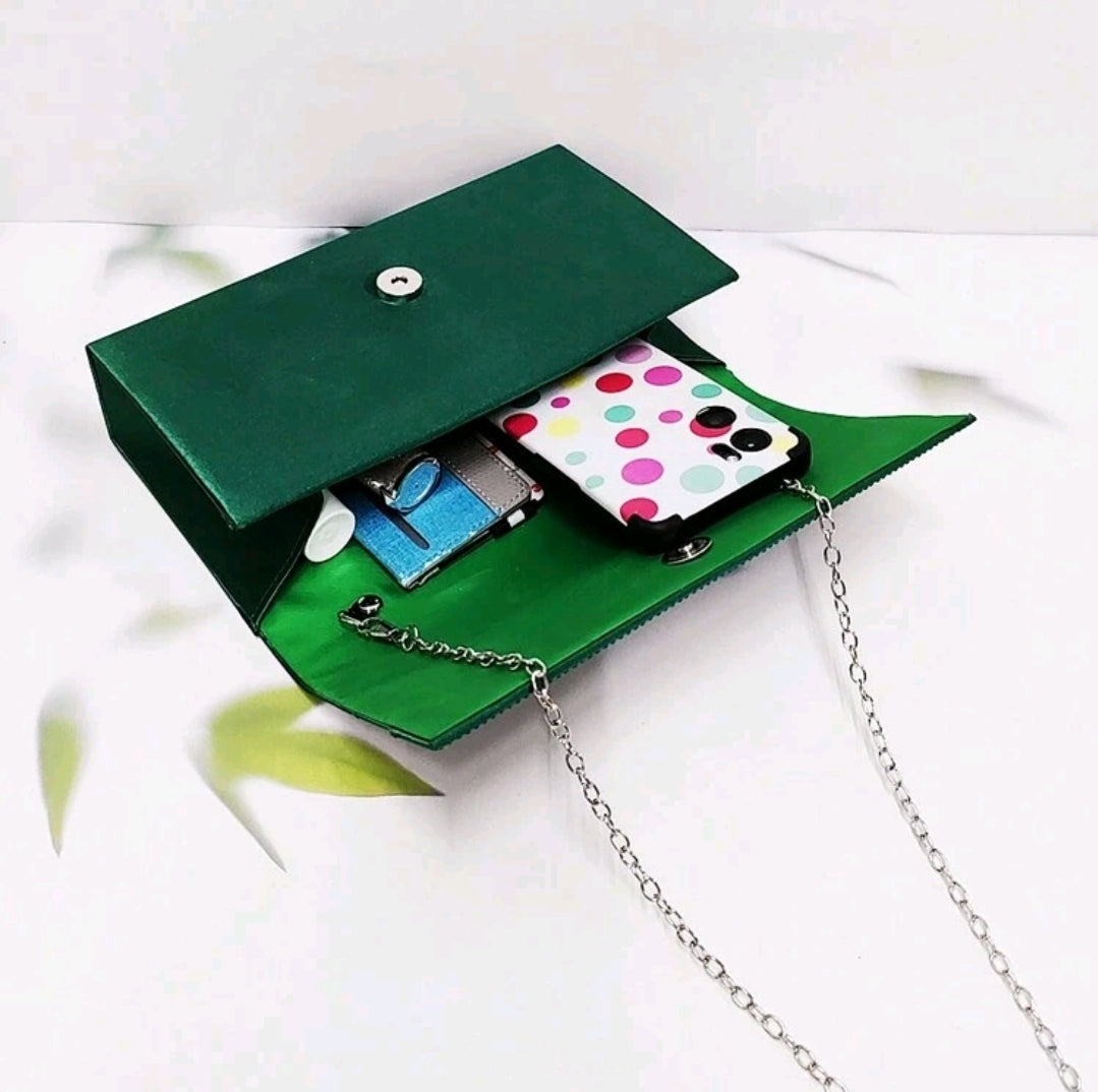 Faux Silk Flip Cover Sparkling Rhinestone Clutch