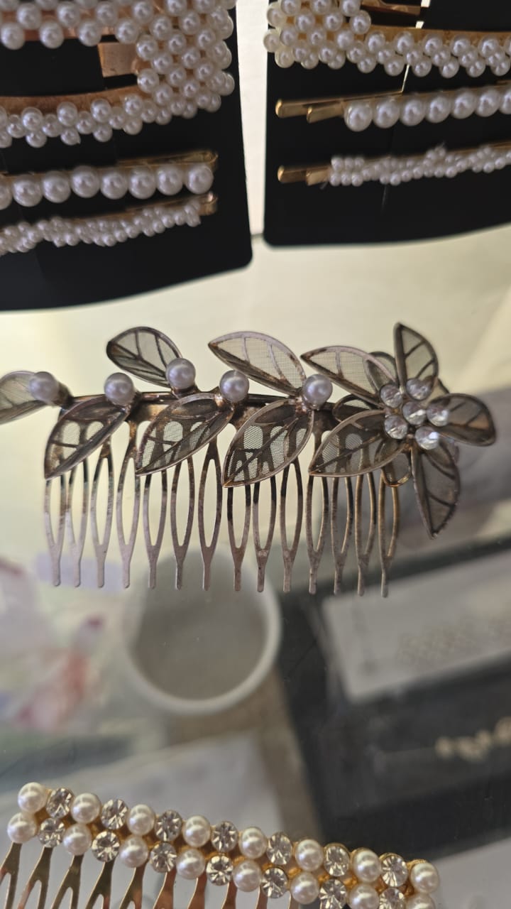 Vintage Style Hair Clip