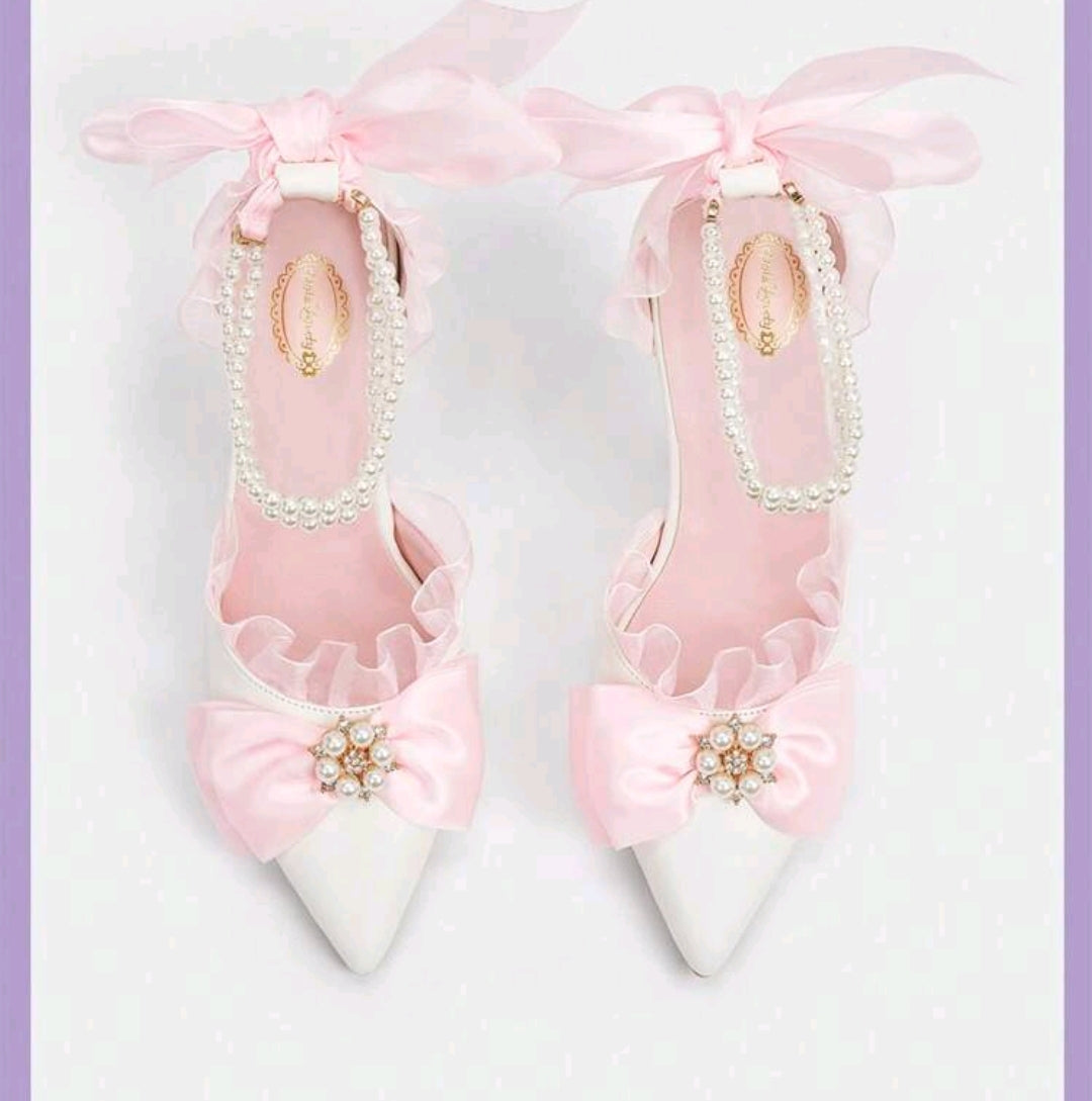 Dola Lovely Pointed Shoes
