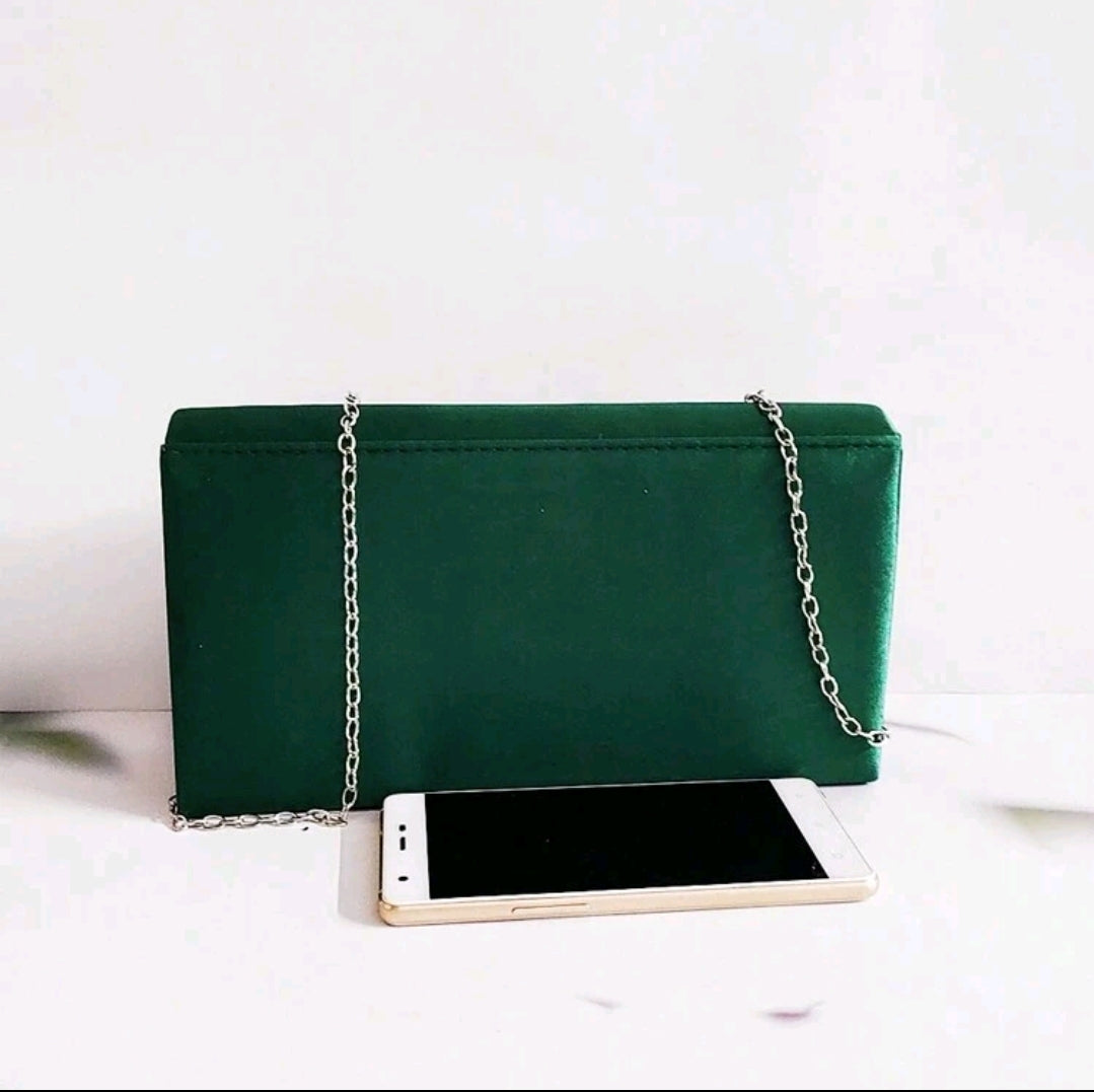 Faux Silk Flip Cover Sparkling Rhinestone Clutch