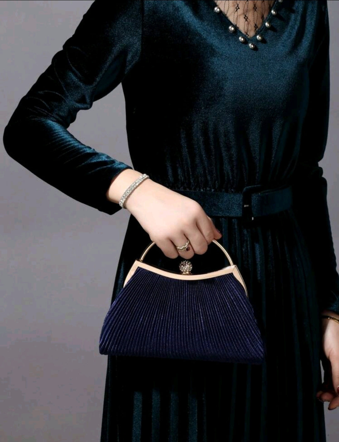 Rhinestone Decorated Fashion Metallic Evening Clutch Bag