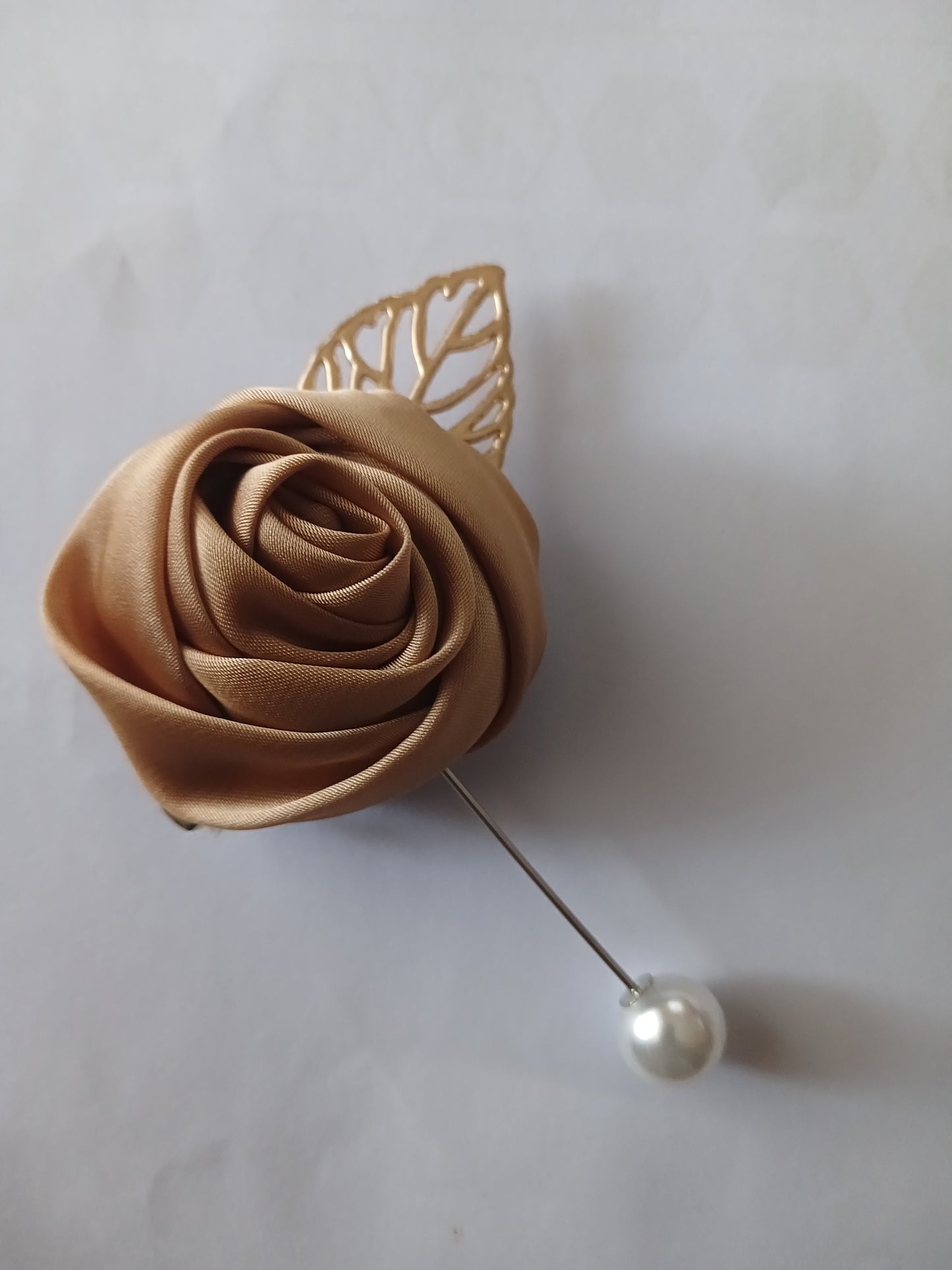 Champagne Rose Single Needle Boutonniere