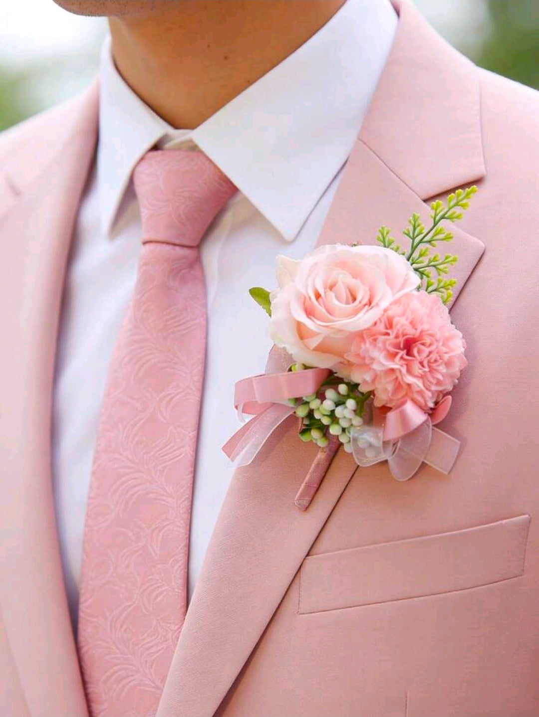 Boutonniere White