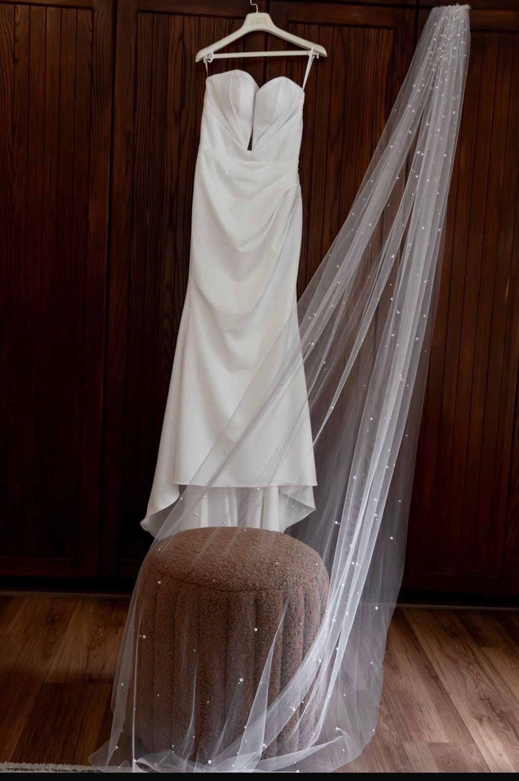 Elegant Ivory A-Line Wedding Dress | US 14