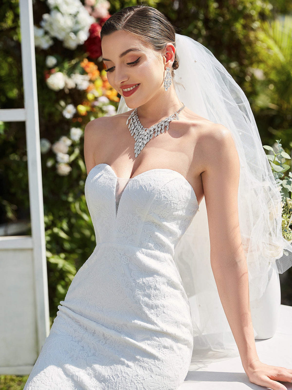 Adorable Strapless Floor Length Fishtail Wedding Dresse