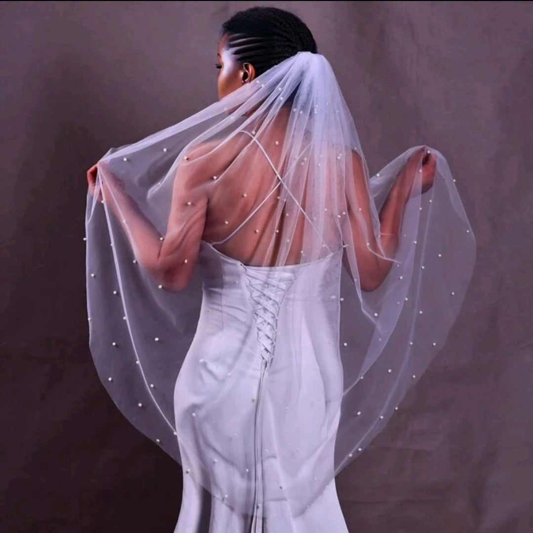 Pearl Imitation Single-Layer Wedding Veil With Comb