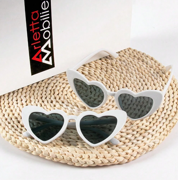 4 pairs Heart Shaped Glasses For Wedding Team