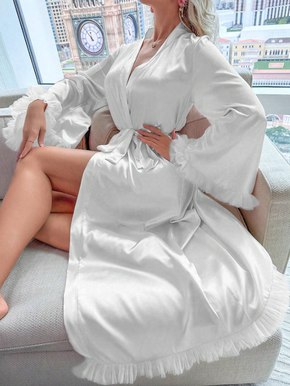 Flounce Hem Bell Sleeve Wedding Preparation Robe