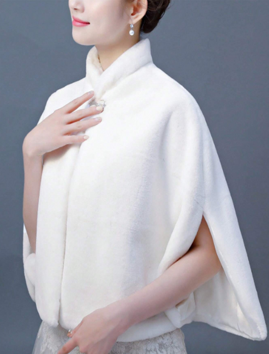 Cape Design Soft Faux Fur Bridal Poncho