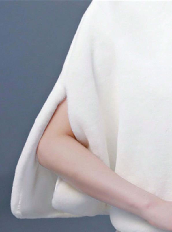 Cape Design Soft Faux Fur Bridal Poncho