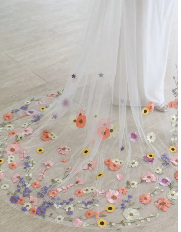 230CM Floral Lace Applique Bridal Veil With Comb