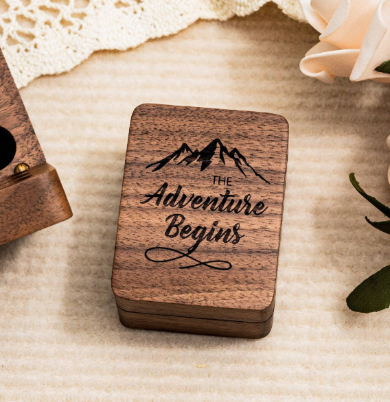 Mr & Mrs 3 Slot Ring Box