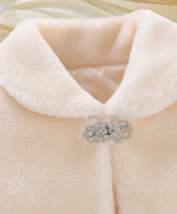 Girls' Sleeveless Faux Fur Shawl Jacket Champagne