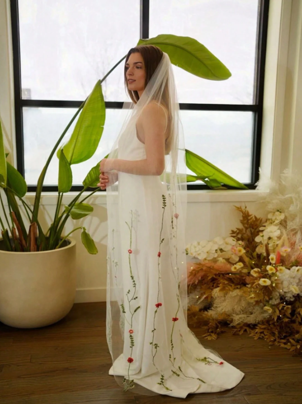 Embroidered Flower Leaf & Butterfly Long Bridal Veil