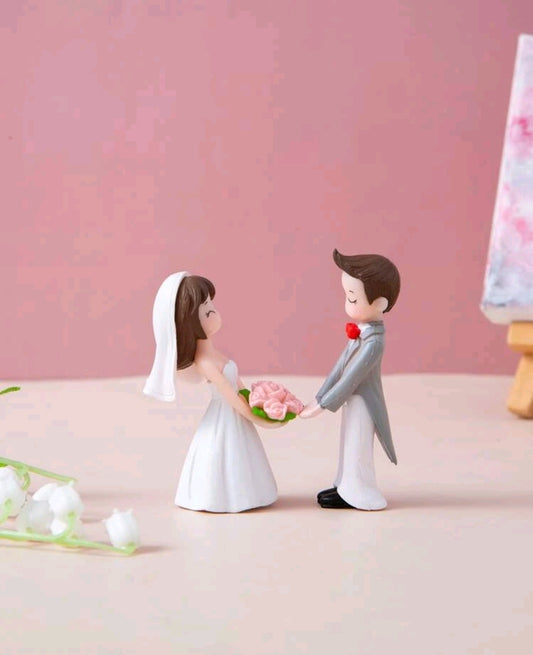 2pcs Figure Design Decoration Craft