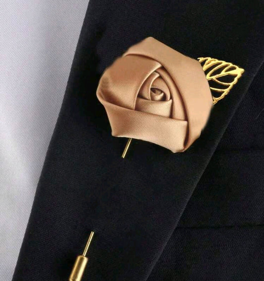 Champagne Rose Single Needle Boutonniere