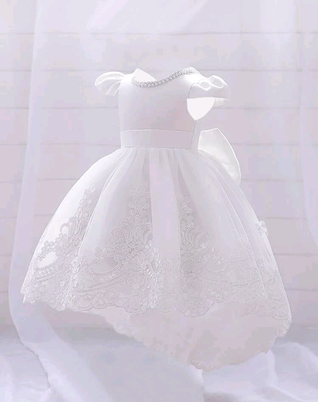 Girl's Formal Dress With Puffy Tulle Skirt