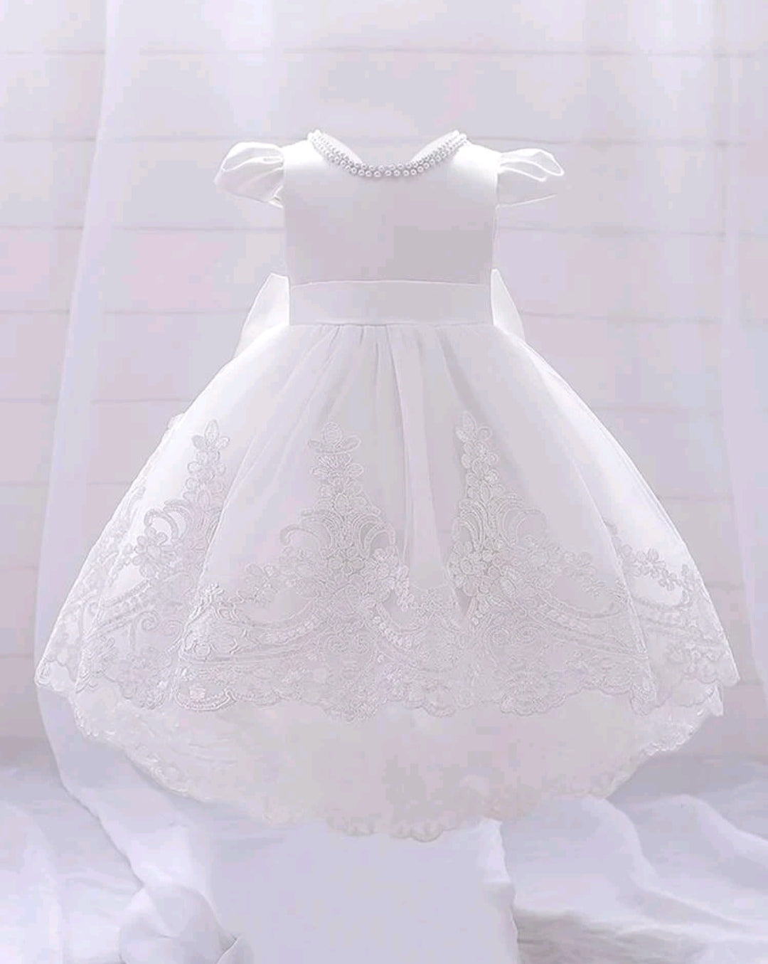 Girl's Formal Dress With Puffy Tulle Skirt