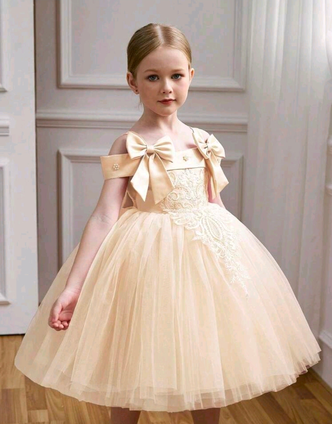 Off Shoulder Sleeve Bow Party Dress