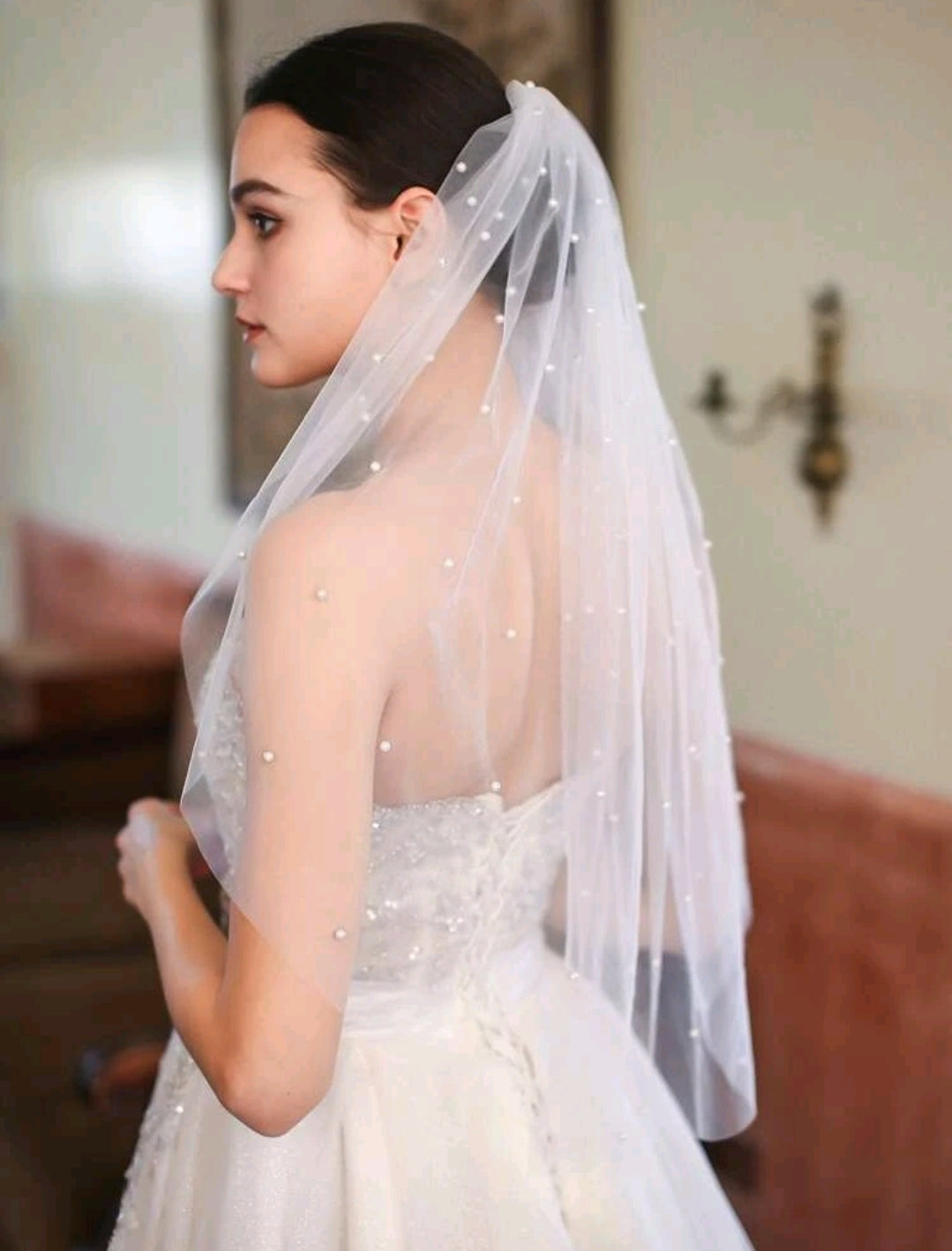 Short Faux Pearl Bridal Veil With Hair Comb